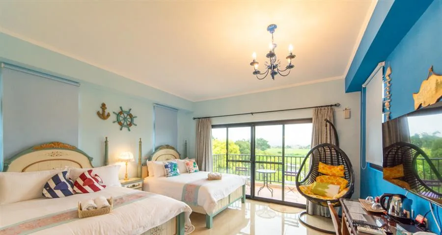 夏米兒Villa｜藍色牆面的雙床房